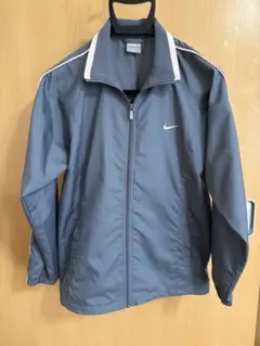NIKE レディース ジップアップジャケット グレーのサムネイル