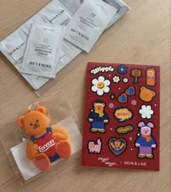 Wiggle Wiggle ウィグルウィグル キーホルダー＆ステッカーセット