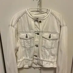 ホワイトデニムジャケット