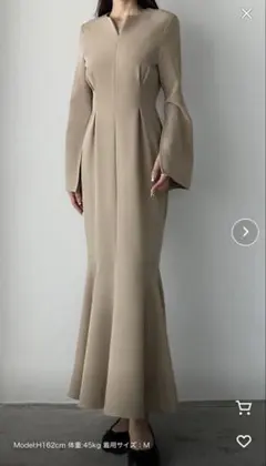 【新品未使用/タグあり】Louere スリットスリーブキーネックワンピース