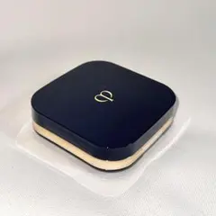 クレ・ド・ポー ボーテ ケース（クッションファンデ用） ネイビー×ゴールド