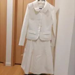 IDEA LIZE ホワイト ジャケットとスカートのセット