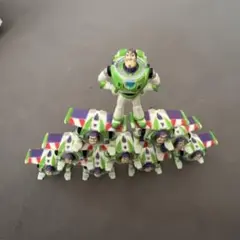 バズ・ライトイヤー おもちゃ