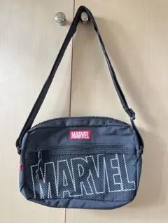 MARVEL ショルダーバッグ ブラック