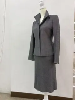 レディーススーツMichel Klein