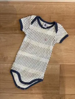 Petit Bateau 星柄ボディスーツ 12m