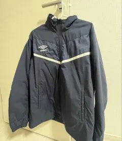 umbroウィンドブレーカー