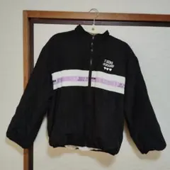 ナイロンジャケットとフリースジャケットのリバーシブル