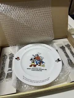 ディズニー 食器 プレート 陶器　日清製粉　ノベルティ　懸賞　当選 絵皿のサムネイル