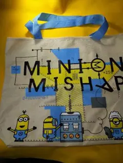 ミニオンズ　ビック　トートバッグ　開口部ファスナー付き
