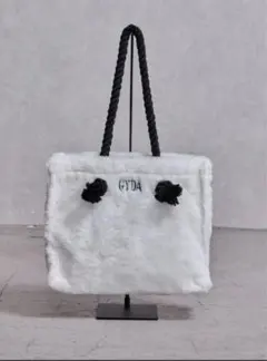 2026年最新】gyda バッグ ファーの人気アイテム - メルカリ