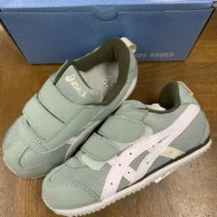 アシックス　スクスク　キッズシューズ　新品未使用品　15.5センチ　ナロー