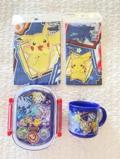 ポケモン　弁当箱＆コップ＆ランチクロス＆歯ブラシホルダー付コップ袋　4点セットのサムネイル