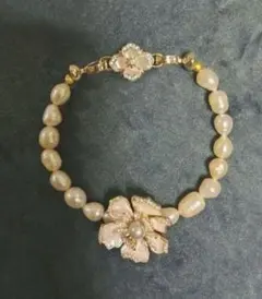 天然石 淡水パール花モチーフ ブレスレット ベージュ（長め）