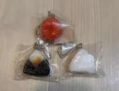 食品サンプル　キーホルダー　ストラップ　おにぎり　梅干し