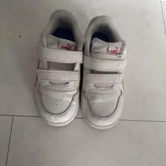 PUMA kidsシューズ