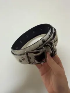 Item thumbnail for item 1984479c-5ba0-414f-aebe-ecb9a72d0492