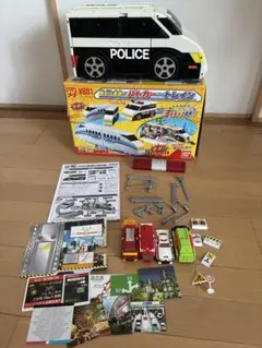 BANDAI voov 超BIG変身‼︎ パトカー～トレイン パトカーなど車両4個のサムネイル