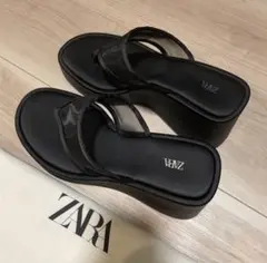 ZARA メッシュストラップウェッジソールブラックのサムネイル