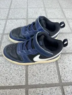 NIKE/子ども/ネイビー/スニーカー /マジックテープ付き/16cm