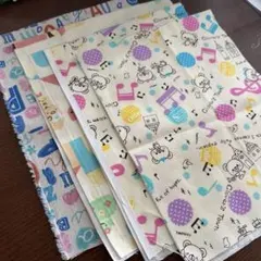綿かわいいプリント生地　20✖️50㌢、8枚