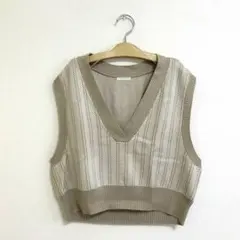 【値下げしました‼️GU ニットベスト Mサイズ】