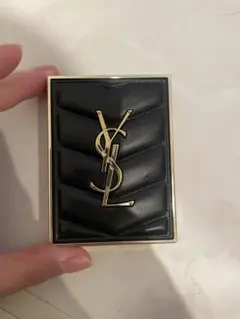 YSL アイシャドウパレット 910 RAVIDIE