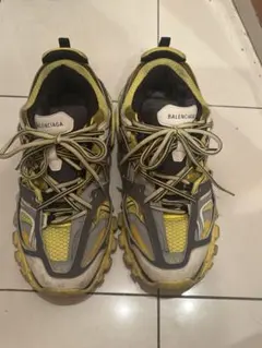 BALENCIAGA track 43のサムネイル