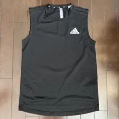 adidas AEROREADY ノースリーブ タンクトップ