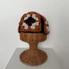 ハンドメイド クロシェハット グラニースクエア ビーニー かぎ針編み ニット帽