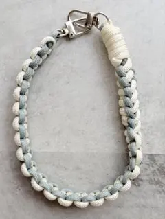 【ハンドメイド】パラコードスマホハンドストラップ