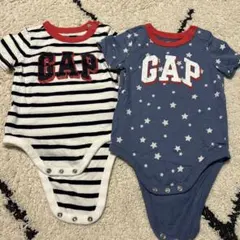 GAPロンパース2枚セット