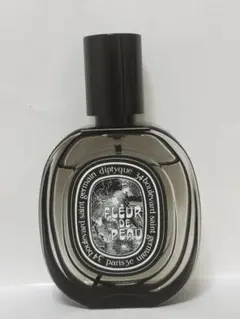 diptyque FLEUR DE PEAU オードパルファム 30mlのサムネイル
