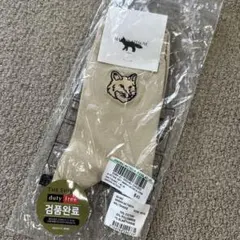 メゾンキツネ（ベージュ）ソックスのサムネイル