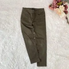 レギュラーフィットテーパードジーンズ（29）メンズ　カーキ色　UNIQLO