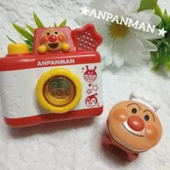 【アンパンマン】 おもちゃカメラ 音声機能付き　歯ブラシ立てスタンド2点セット