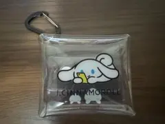 シナモロール　シナモン　クリアケース　ポーチ　小物ケース　カラビナ付き