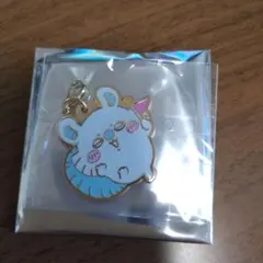 ちいかわ　モモンガ メタルチャーム