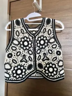 花柄刺繍ニットベスト　古着