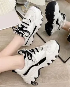 Item thumbnail for item 19848b9c-8088-47a9-808a-4e3df6505d3d