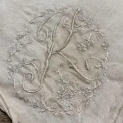 ヴィンテージ　リネン　紅茶染めのイニシャルハンカチ　麻　K