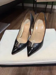 Christian Louboutin ブラックハイヒール