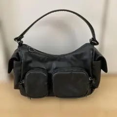 GU ジーユー　レザータッチアウトポケットバッグ 2way ブラックのサムネイル