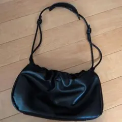 LEPSIM　ブラック ショルダーバッグ