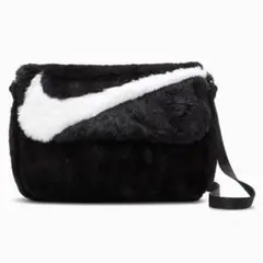 Nike ファー ショルダーバッグ ブラック