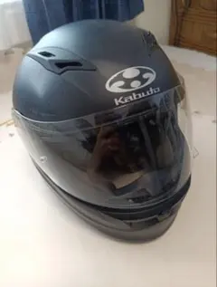 OGK Kabuto KAMUI フルフェイスヘルメットのサムネイル