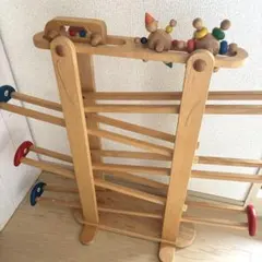 PLAYME 木製 スロープトイ 知育玩具 車 汽車 ボール落とし PLAYME 木製 スロープトイ 知育玩具 車 汽車 ボール落とし - メルカリ