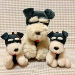 くったりシュナウザー キーホルダー ぬいぐるみ マスコット シュナウザー 黒 茶のサムネイル