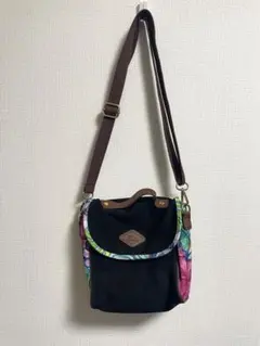 コリーンウィルコックス　ショルダーバッグ　夏　ハワイアン