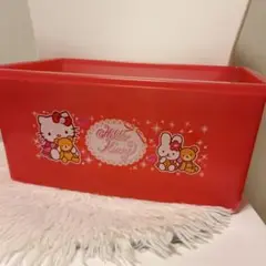 ハローキティ 赤いプラスチックボックス